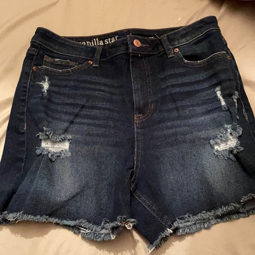 Women’s shorts size w30/11